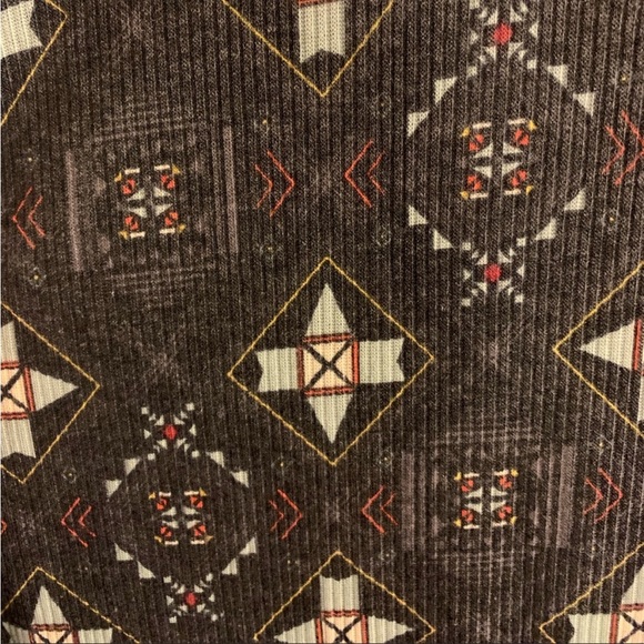 Lularoe Sarah Duster - Picture 3 of 4